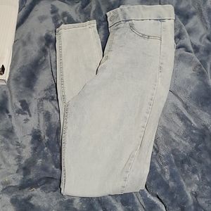 light wash Jeans (M 7-8)